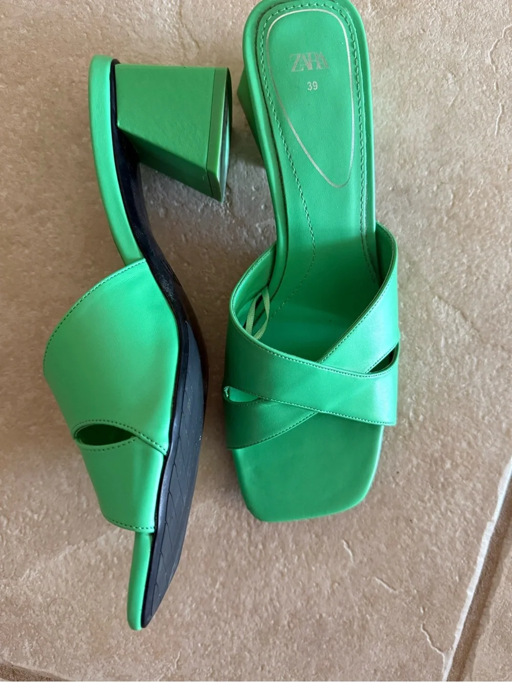 Zara- Green Cross-Strap Slide Sandals - Women's